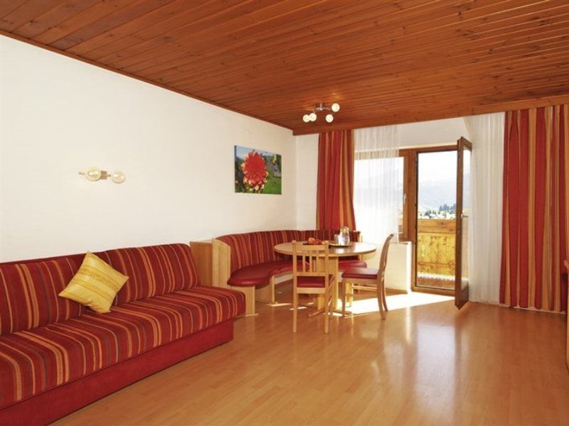 Ferienhaus And Reiterhof Poettler Flachau Exteriör bild